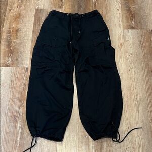 Converse Stretch Woven Cargo drawstring waist and ankle Pants 'Black' SZ Lg